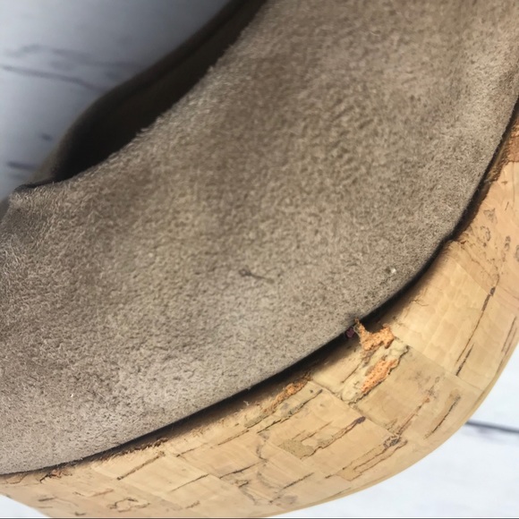 Stuart Weitzman | tan suede wedge heel - Picture 5 of 8